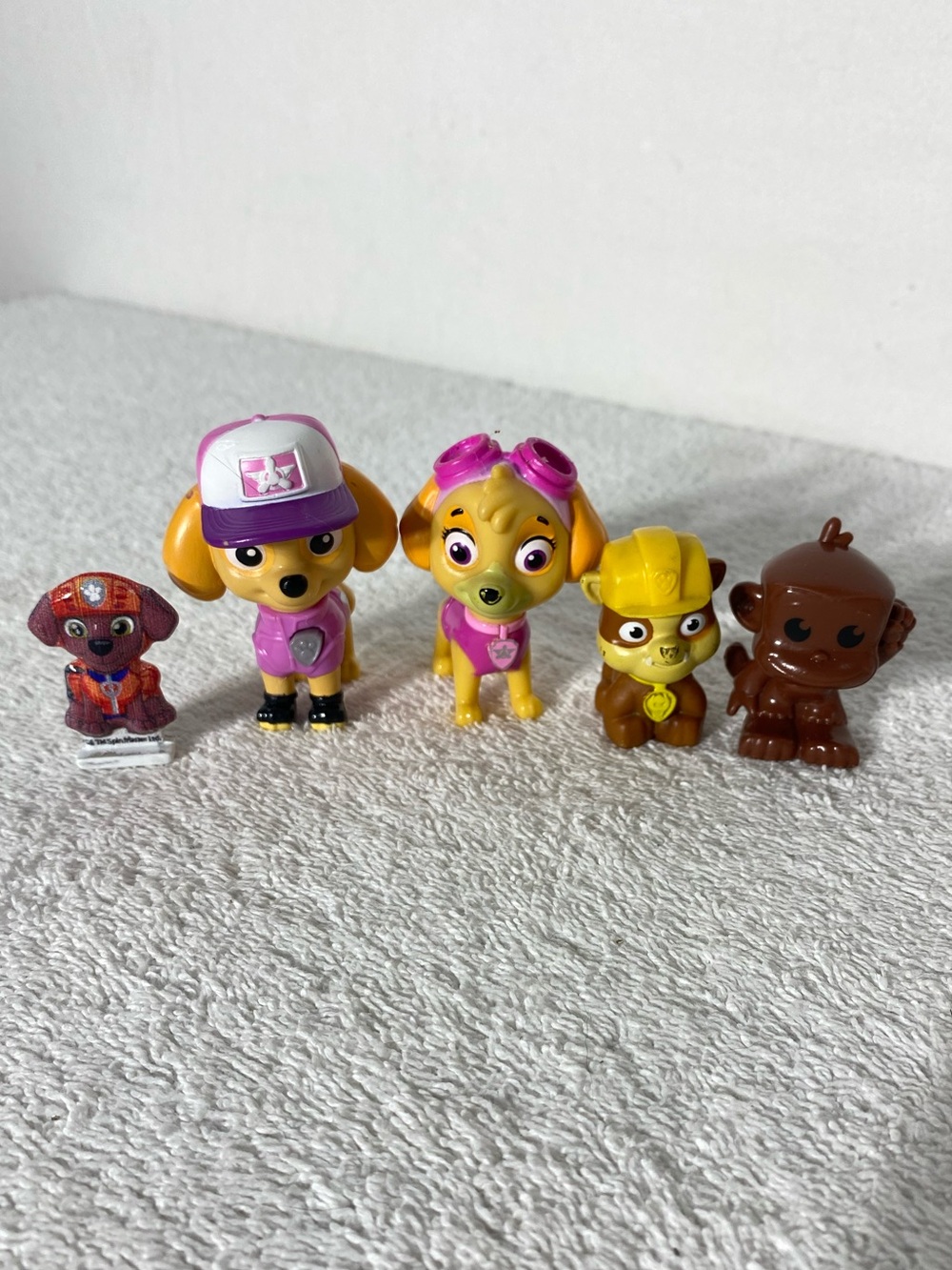 5/$35 Paw Patrol Mini Figure Lot: Skye, Rubble, Zuma & Mandy Monkey 5Pcs